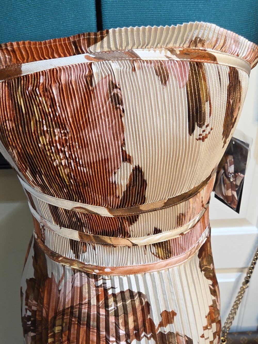 Nwt 14, 12, 10, 8 Taylor Strapless Pleated Floral Maxi Dress in Cream and Brown - Picture 6 of 16